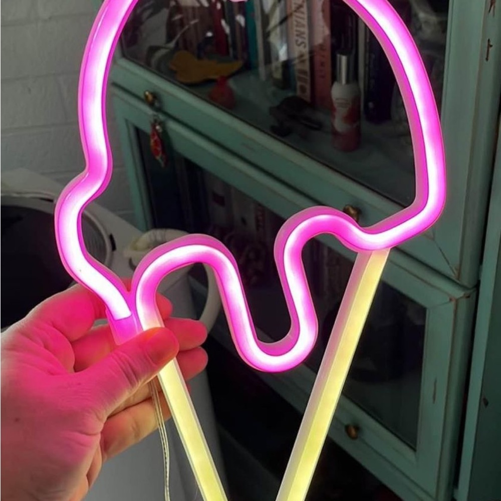 Led ice cream cone